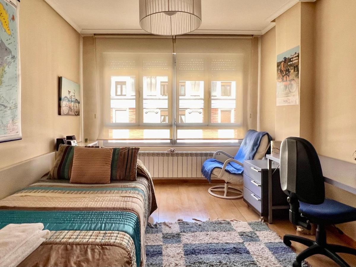 Housingleon Ordono II Lejlighed Eksteriør billede